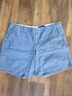 GAP Womans Cotton Spandex Light Blue Flat-Front Shorts
